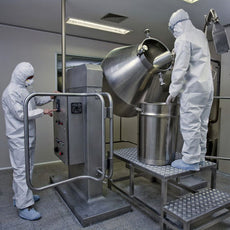 LabClean Shoe Cover w/Non---Skid Bottom, 18 x 41 cm, Color: Blue ---  16" (Large)