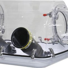 Plas-Labs La Petite Glove box 815-PGB